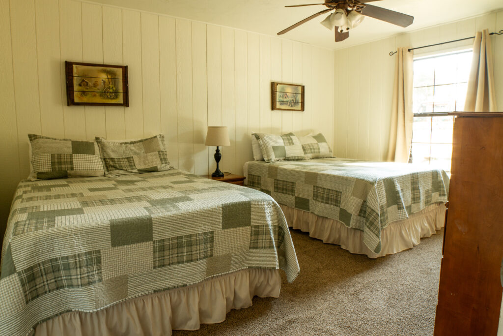 Cabin 11 Thunderbird Lodge cabin of the month