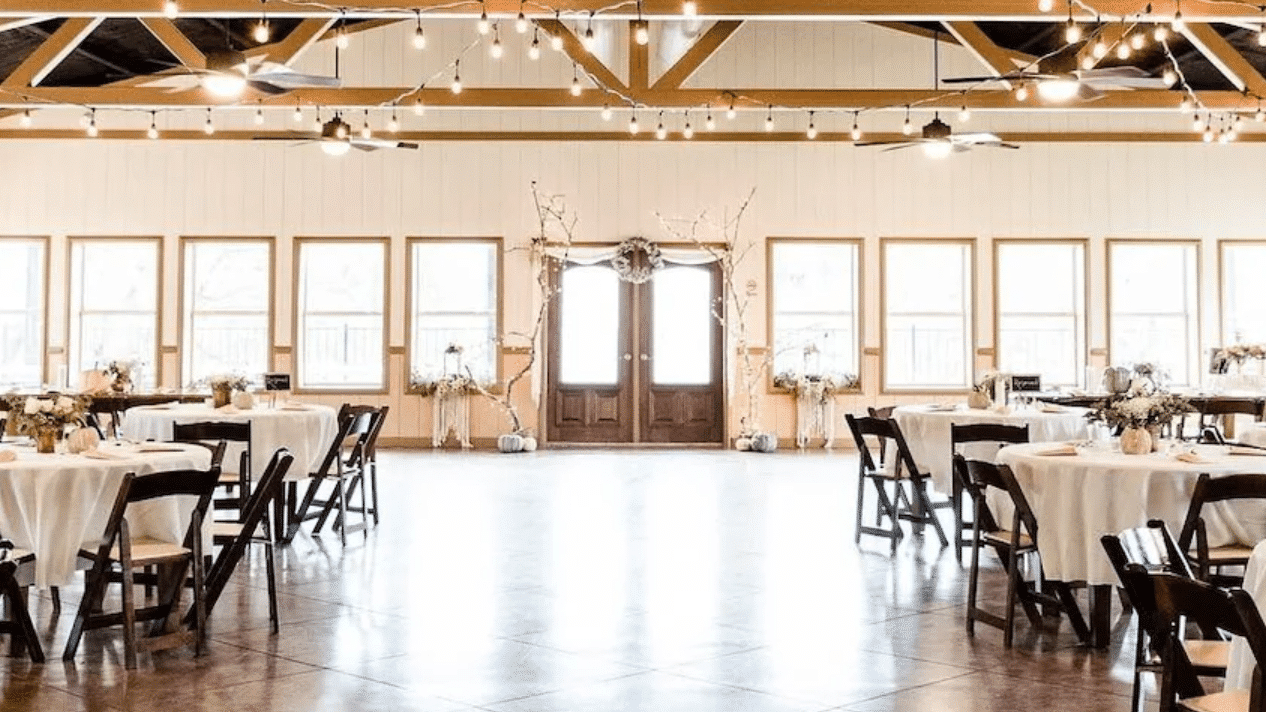 Thunderbird Lodge weddings and reunions in Texas Hill Country